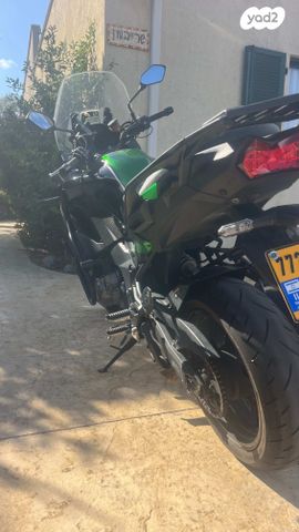 קאוואסאקי Versys 1000