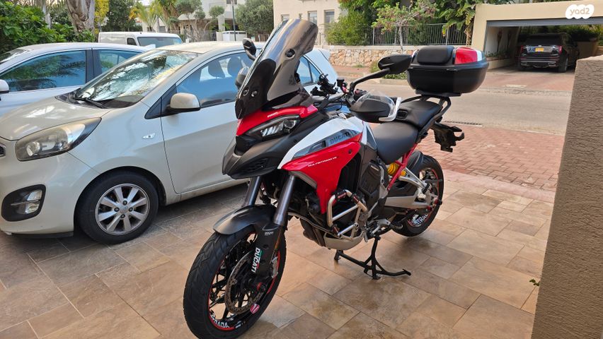 דוקאטי מולטיסטרדה V4s