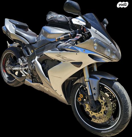 מודעת רכב ימאהה YZF-R1