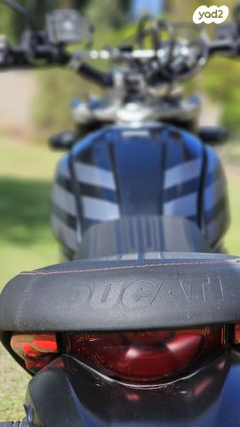 דוקאטי סקרמבלר דזרט סלד