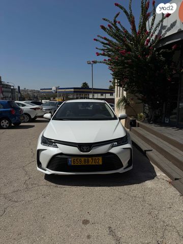 מודעת רכב טויוטה קורולה