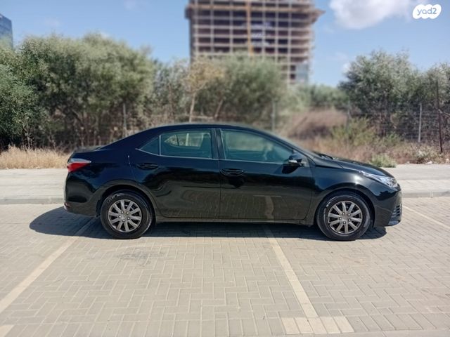 טויוטה קורולה