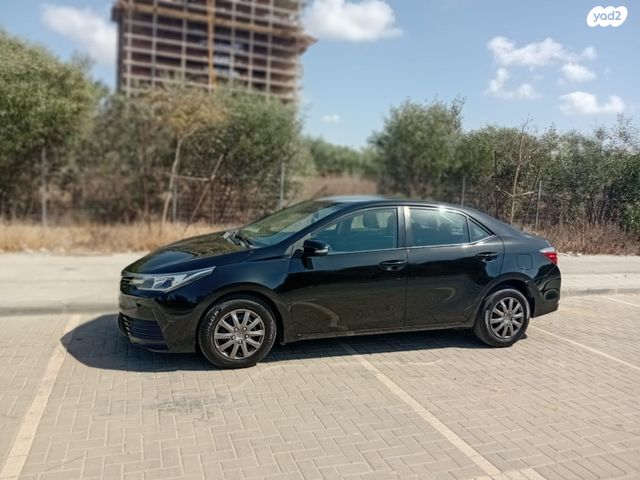 מודעת רכב טויוטה קורולה