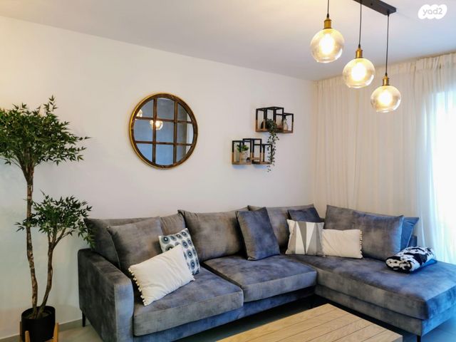 דירה, שבט יהודה 4, אחיסמך, לוד