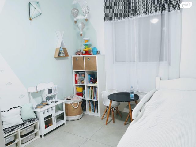 דירה, שבט יהודה 4, אחיסמך, לוד