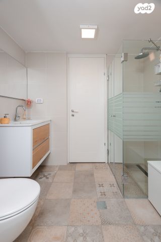 דירה, עוזיאל 159, אזור הבילויים, רמת גן