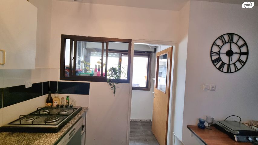 דירה, ההגנה 24, יצחק רבין, מעלות תרשיחא