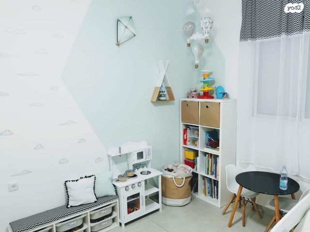 דירה, שבט יהודה 4, אחיסמך, לוד