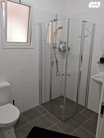 דירה, שבט יהודה 4, אחיסמך, לוד