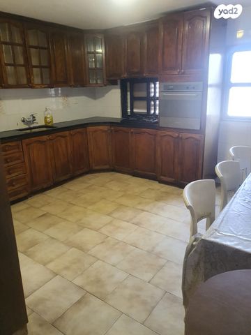 דירה, קרן היסוד 11, רובע ד', אשדוד