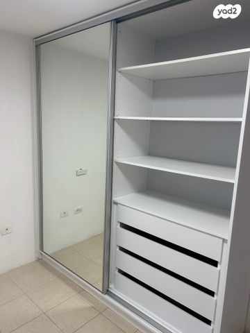 יחידת דיור, השקד 26, רובע ד', אריאל