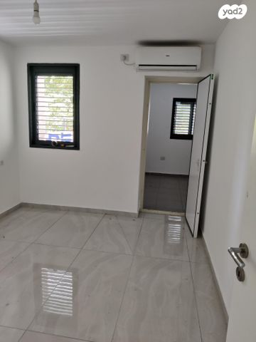 דירה, המפלס 3, מרכז, כפר סבא