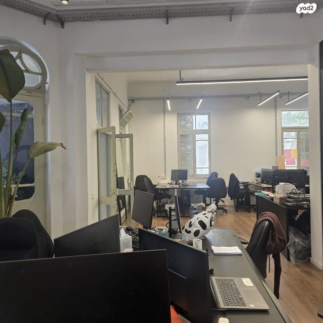 בניין משרדים, מוהליבר 26, לב תל אביב, לב העיר צפון, תל אביב יפו