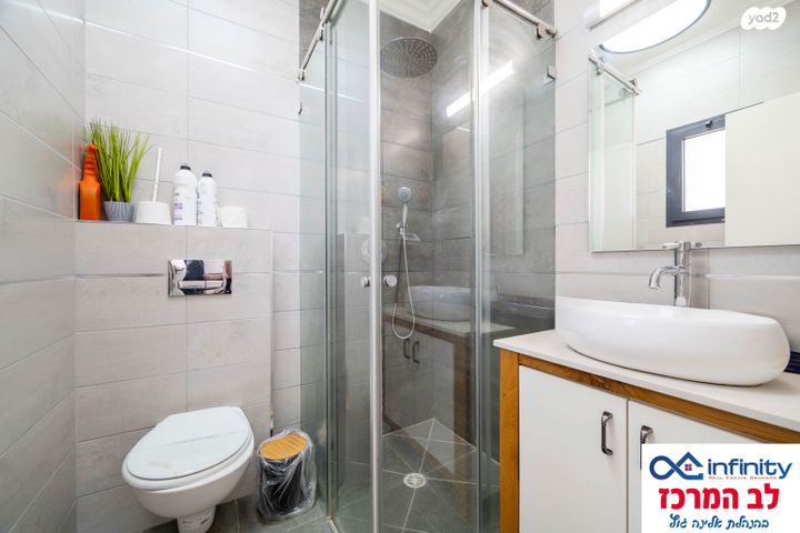 גג/ פנטהאוז, זפרן, עין גנים, פתח תקווה