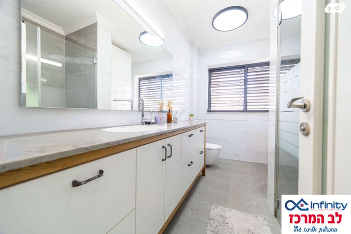 גג/ פנטהאוז, זפרן, עין גנים, פתח תקווה