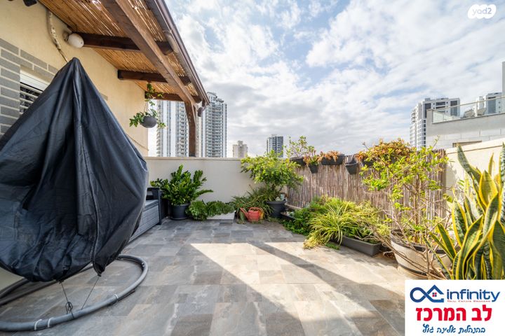 גג/ פנטהאוז, רוטשילד, לב המושבה / מרכז העיר, פתח תקווה