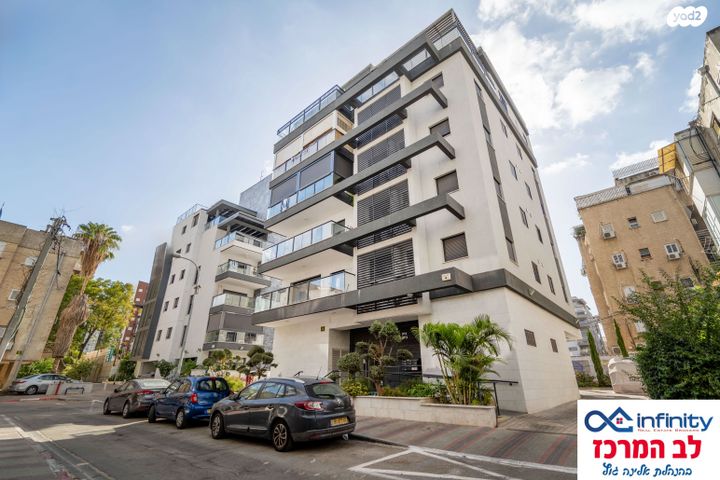 גג/ פנטהאוז, זפרן, עין גנים, פתח תקווה