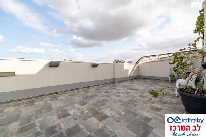 גג/ פנטהאוז, רוטשילד, לב המושבה / מרכז העיר, פתח תקווה