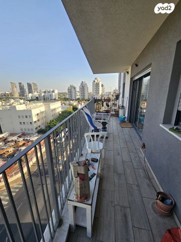 דירה, אריה בן אליעזר, נווה רם, שיכון מזרחי, רמת גן