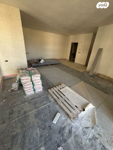 דירה, גולומב, ארלוזורוב, גבעתיים