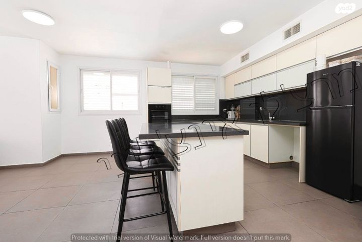 דירה, שדרות ניצה, צפון מערב מרכז העיר, נתניה