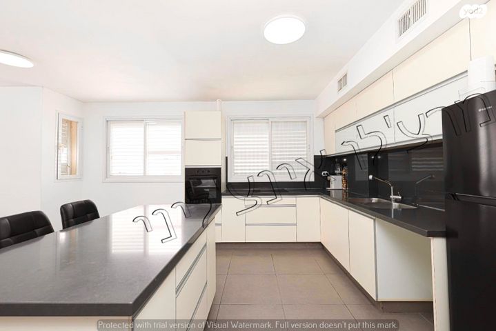 דירה, שדרות ניצה, צפון מערב מרכז העיר, נתניה