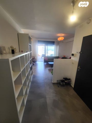 גג/ פנטהאוז, הגבול רוטשילד, בת ים