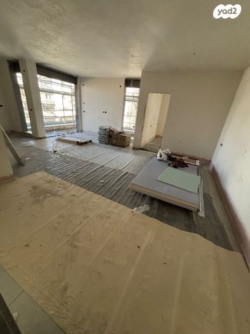 דירה, גולומב, ארלוזורוב, גבעתיים