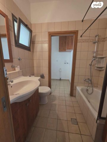 דירה, חטיבת גבעתי, רמת רבין, כרמיאל