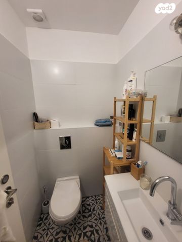 גג/ פנטהאוז, הגבול רוטשילד, בת ים