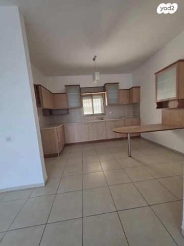 דירה, חטיבת גבעתי, רמת רבין, כרמיאל