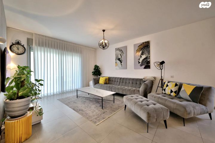 דירה, עפרה חזה 8, משכנות האומנים, קרית מוצקין