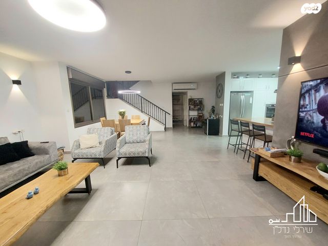 בית פרטי/ קוטג', הרגב, גן יבנה מערב, גן יבנה