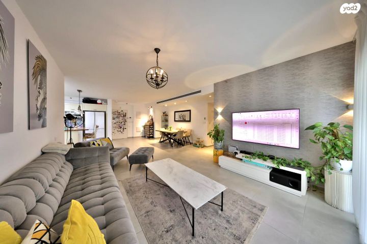 דירה, עפרה חזה 8, משכנות האומנים, קרית מוצקין