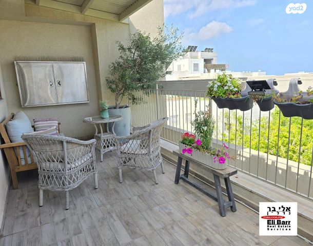 דופלקס, רמת השרון