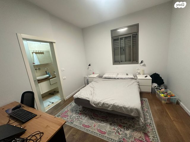 דירה, מרדכי אנילביץ', קרית ויצמן, רעננה