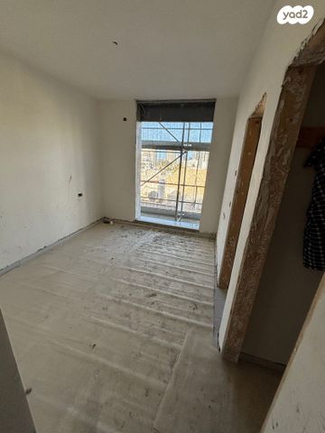 דירה, גולומב, ארלוזורוב, גבעתיים