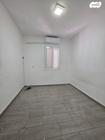 דירה, משה חיים שפירא 13, קרית שמואל, חיפה