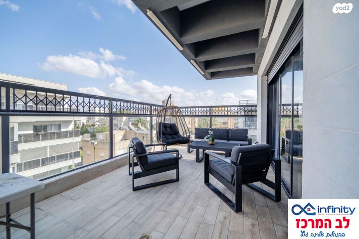 גג/ פנטהאוז, זפרן, עין גנים, פתח תקווה