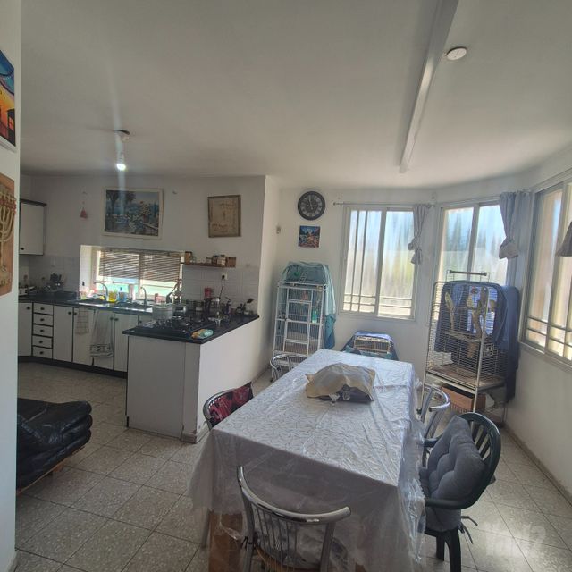 אבן גבירול