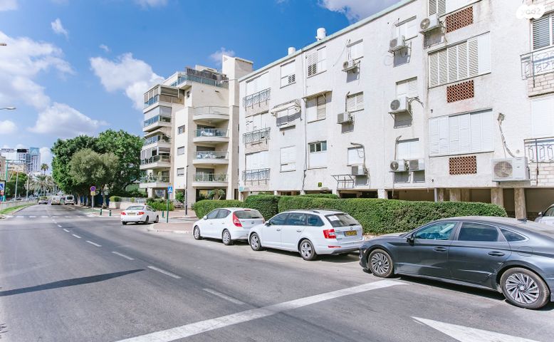 דירה, עין גנים 77, קרית אליעזר פרי, פתח תקווה