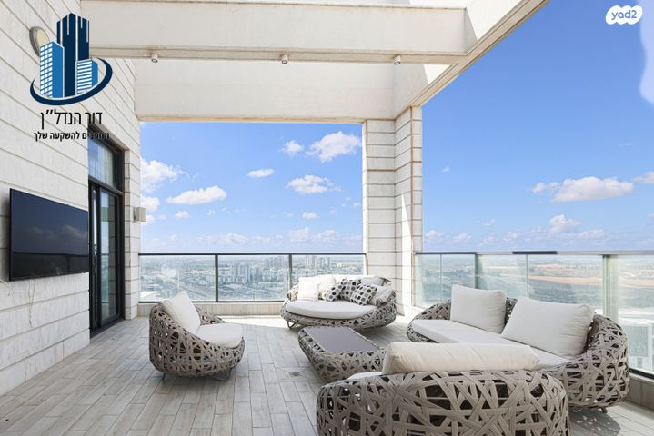 גג/ פנטהאוז, יעקב תמרי, חצרות המושבה, רחובות