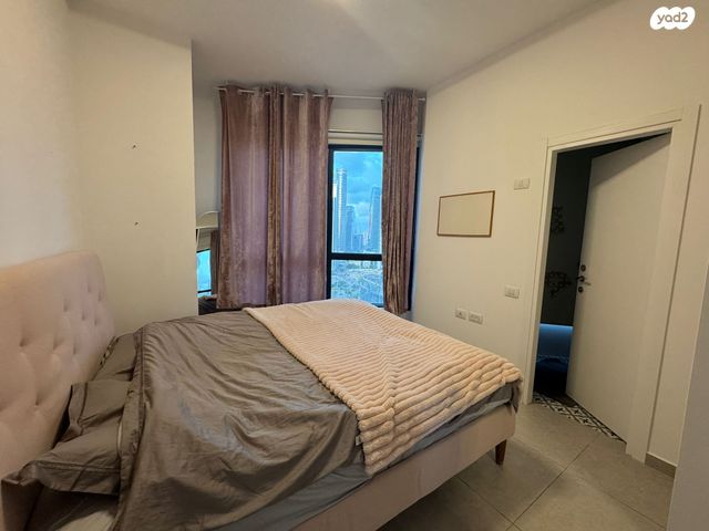 דירה, דרך מנחם בגין 158, מונטיפיורי, הרכבת, תל אביב יפו