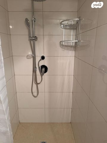 דירה, ליפסקי, הצפון החדש - כיכר המדינה, תל אביב יפו