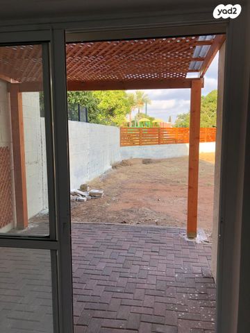 בית פרטי/ קוטג', אורות, אור עקיבא