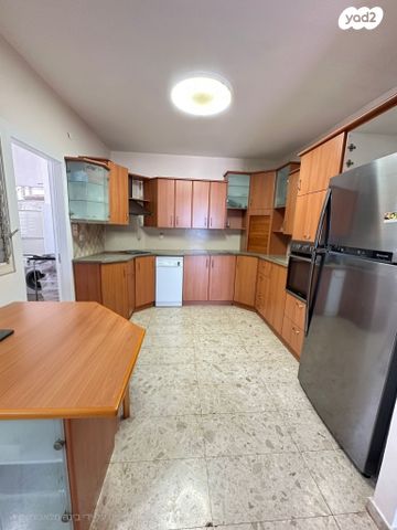 דירה, הגאון אליהו 16, מרום נווה, רמת יצחק, רמת גן