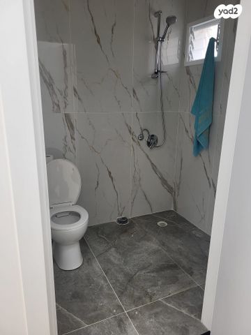 חנויות/ שטח מסחרי, רוטשילד, רמב"ם, ראשון לציון