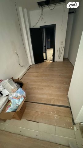 משרדים, הבנקים, שער פלמר, תחנת רכבת השמונה, חיפה