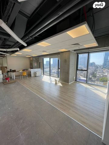 משרדים, יגאל אלון, תל אביב יפו