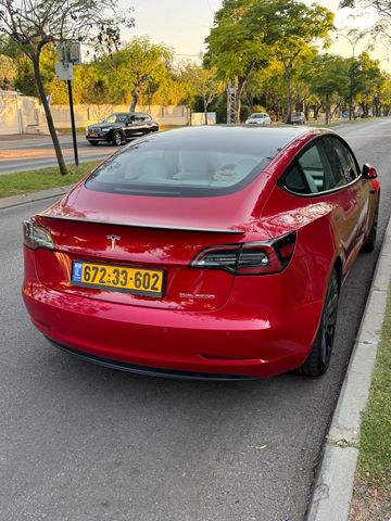 טסלה מודל 3